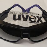 عینک UVEX با لنز IR5